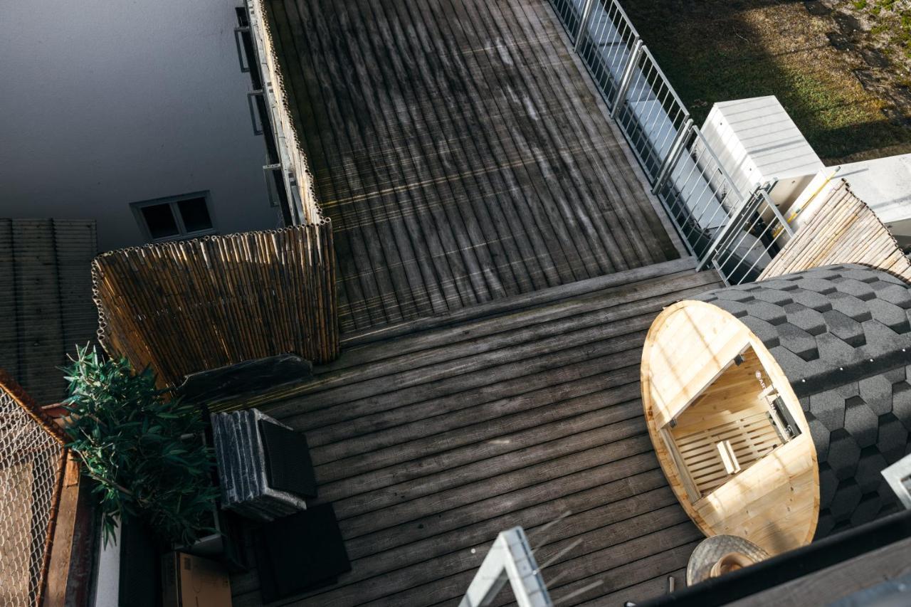 Heimatel - Luxury Penthouse Loft Apartment Ravensburg Exterior photo
